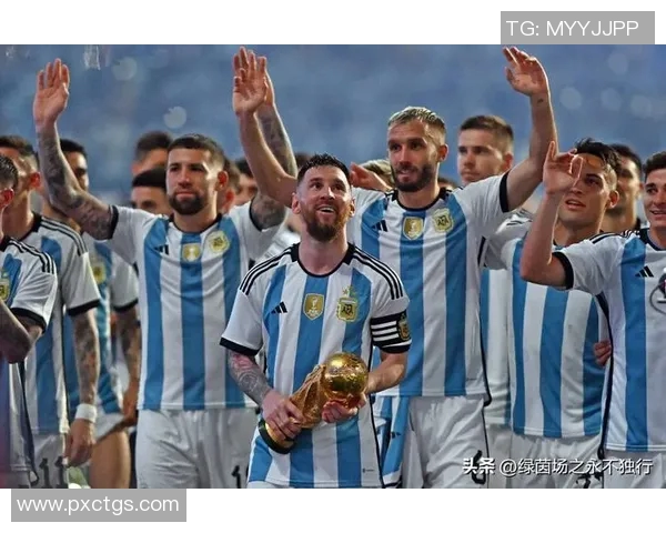 足球天才Can:从绿茵场上的新星到世界级球员的成长之路 足球天才Can:从绿茵场上的新星到世界级球员的成长之路