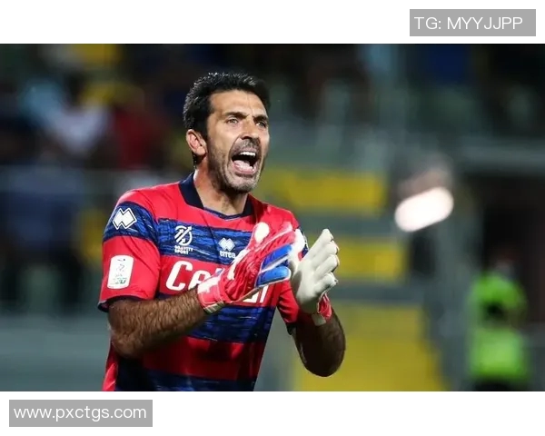 25号球星的荣耀之路:从年轻天才到世界足坛的璀璨明星 25号球星的荣耀之路:从年轻天才到世界足坛的璀璨明星