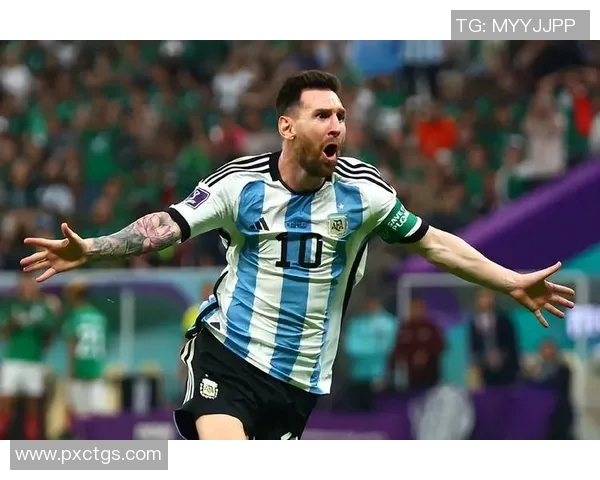 当家足球球星突然离世足坛哀悼世界球迷深切缅怀传奇风采